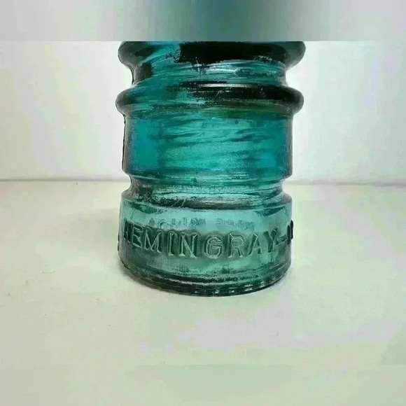 Hemingray -12 Blue Insulator Made in USA - Vintage - Picture 5 of 6